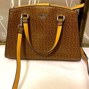 Beautiful Leather Brown Guess Logo Handbag With Shoulder Strap Bag